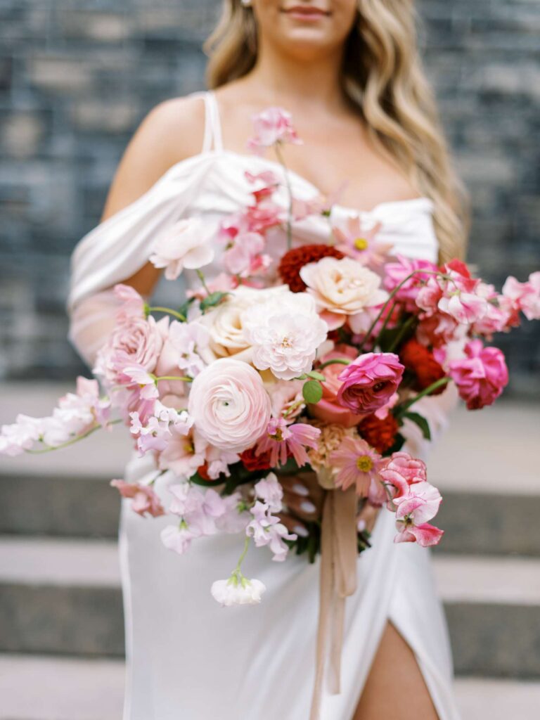 13 Stunning Fall Wedding Bouquets for Every Bride