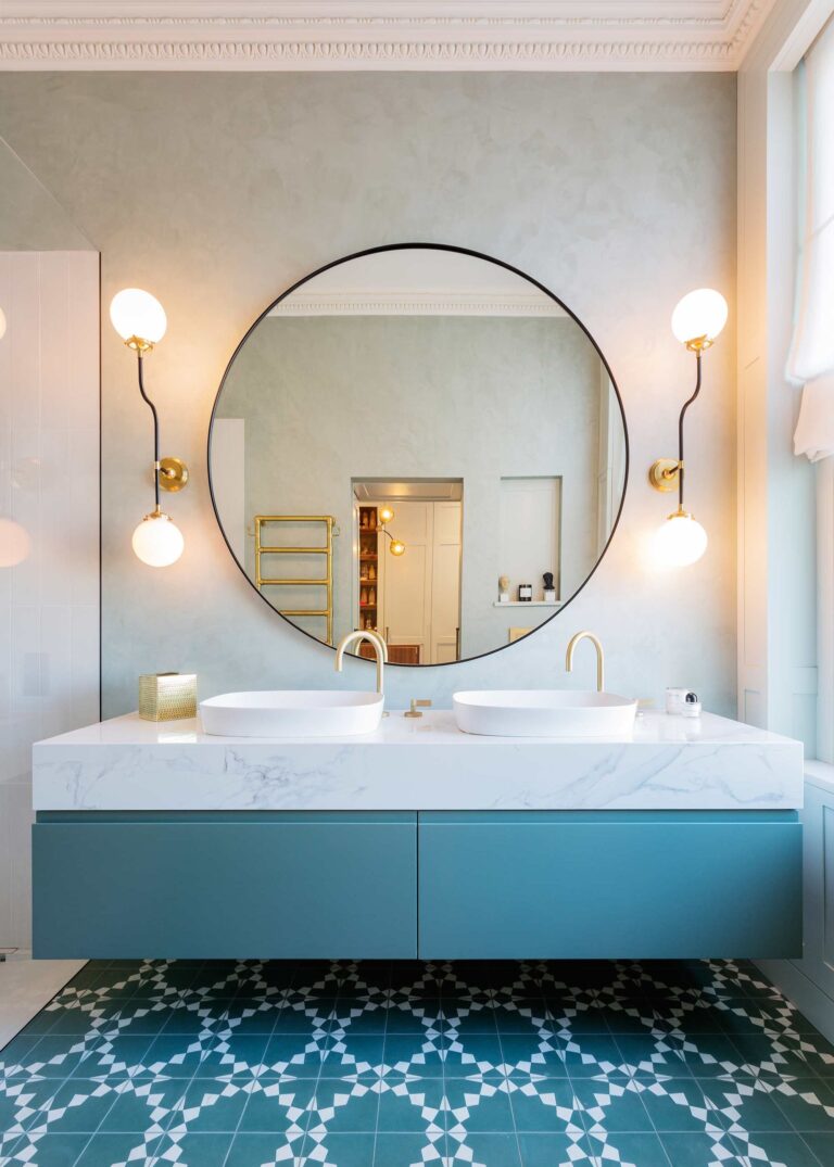 19 Stylish Dorm Bathroom Ideas to Transform Your Space