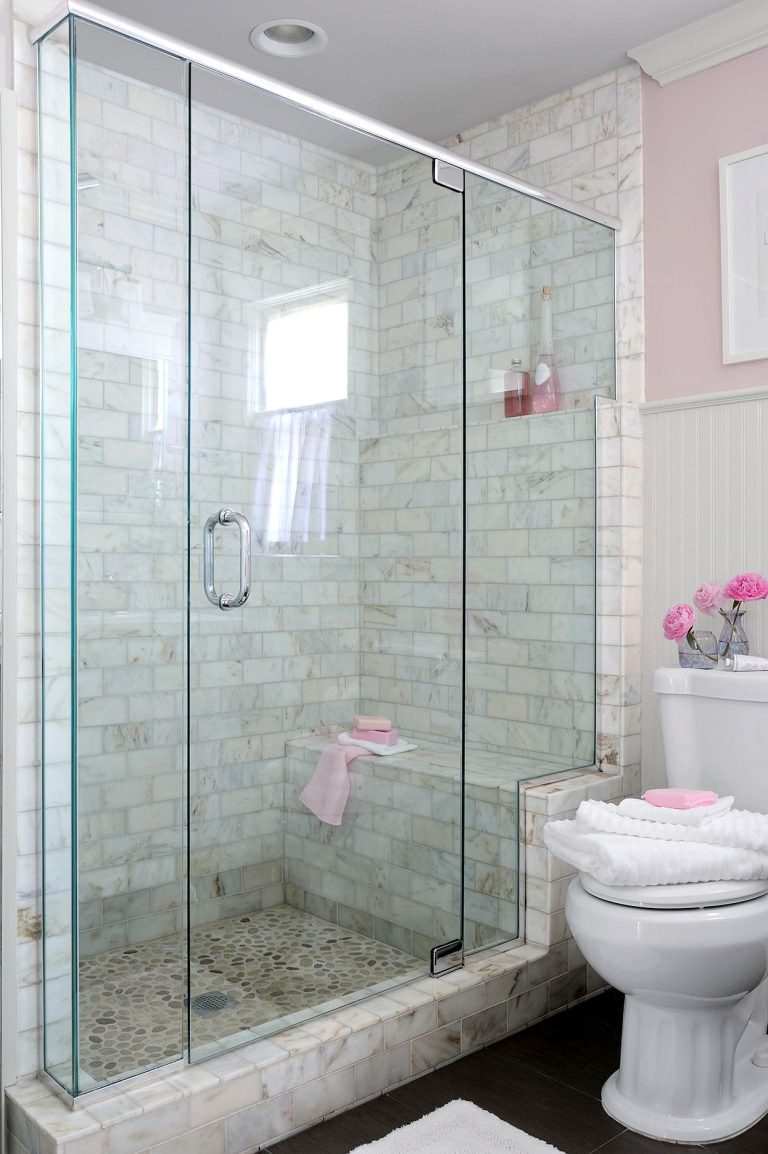 17 Tiny Bathroom Ideas to Maximize Space and Style